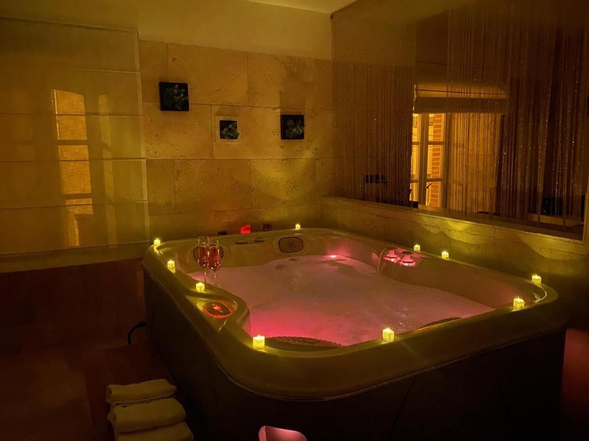 Gasthuis Le Prieure - Romantiques Privatif, Piscine, Jardin, Massages Proche De Toulouse *